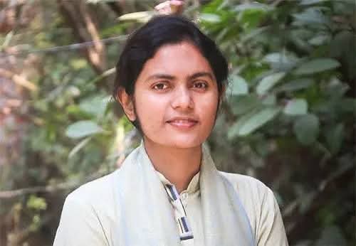 বরিশাল-৫ আসনে বাসদ প্রার্থী মনীষা চক্রবর্তীর মনোনয়নপত্র স্থগিত