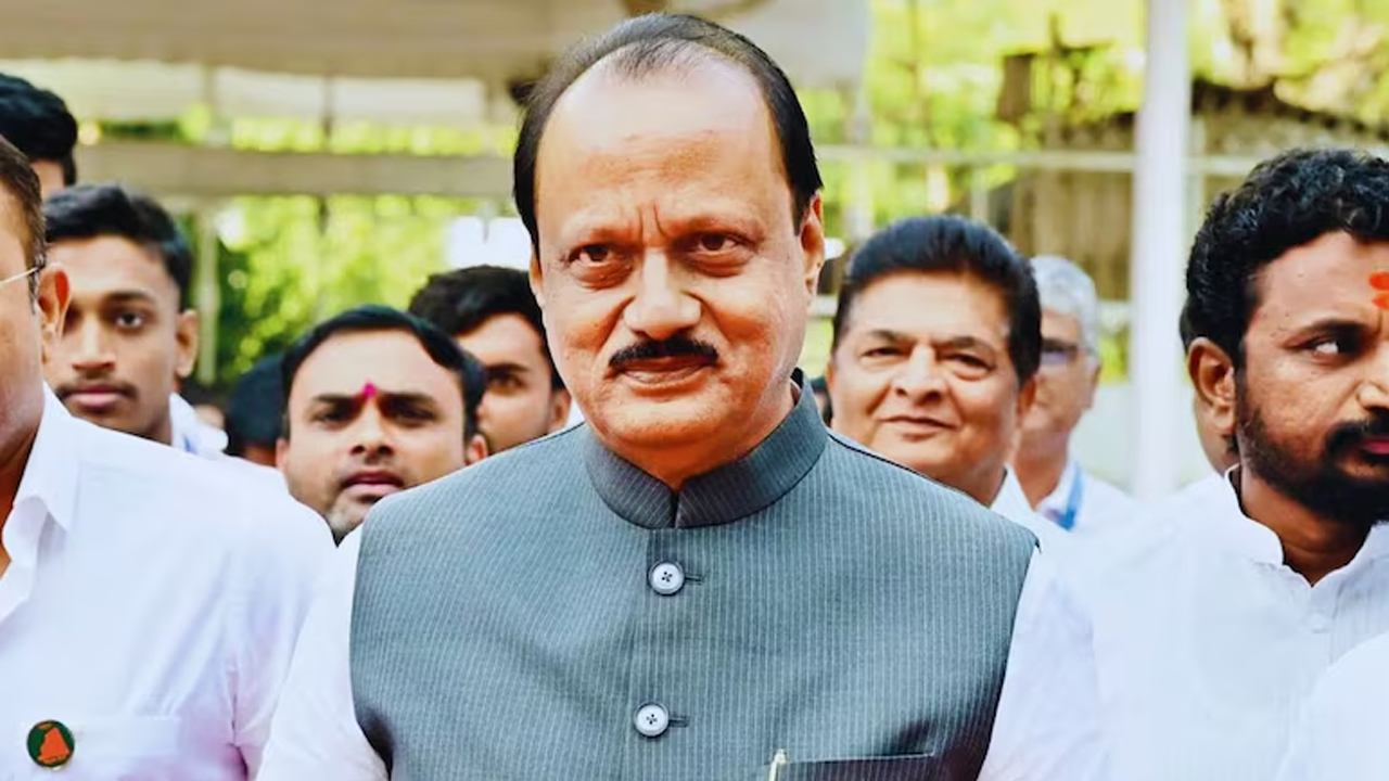 বিমান দুর্ঘটনায় মহারাষ্ট্রের উপমুখ্যমন্ত্রী অজিত পাওয়ারসহ নিহত অনেকে ‎
