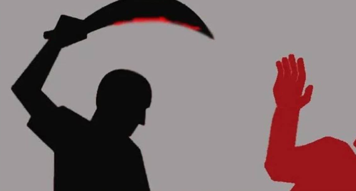 খুলনায় ভারতী মন্ডল নামে এক পুলিশ কর্মকর্তার ‎মাকে গলা কেটে হত্যা