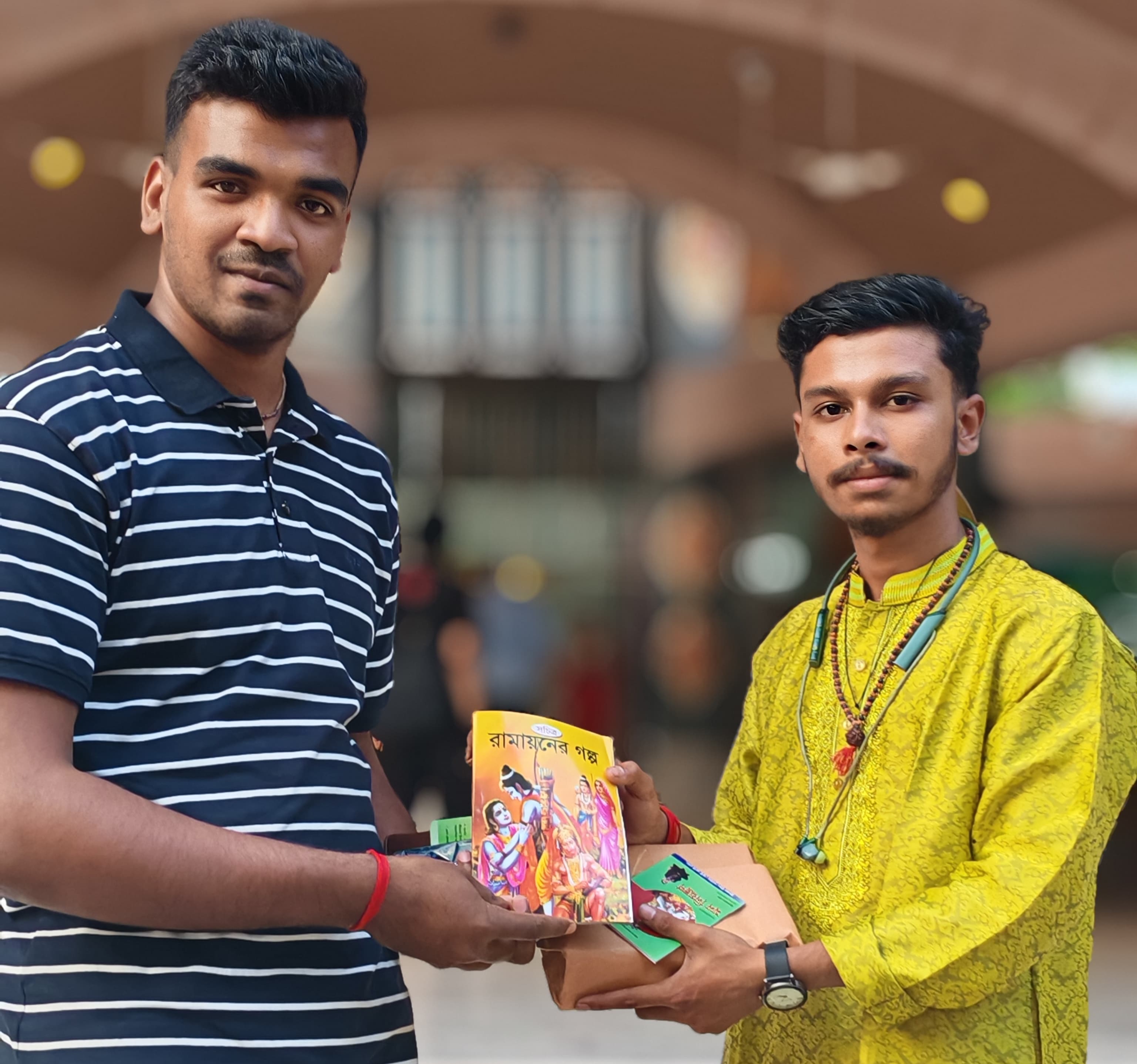 “মর্যাদা পুরুষোত্তম” শ্রী রামচন্দ্র-এর আদর্শ ছড়াতে টিম্পল পালের রামায়ণ উপহার