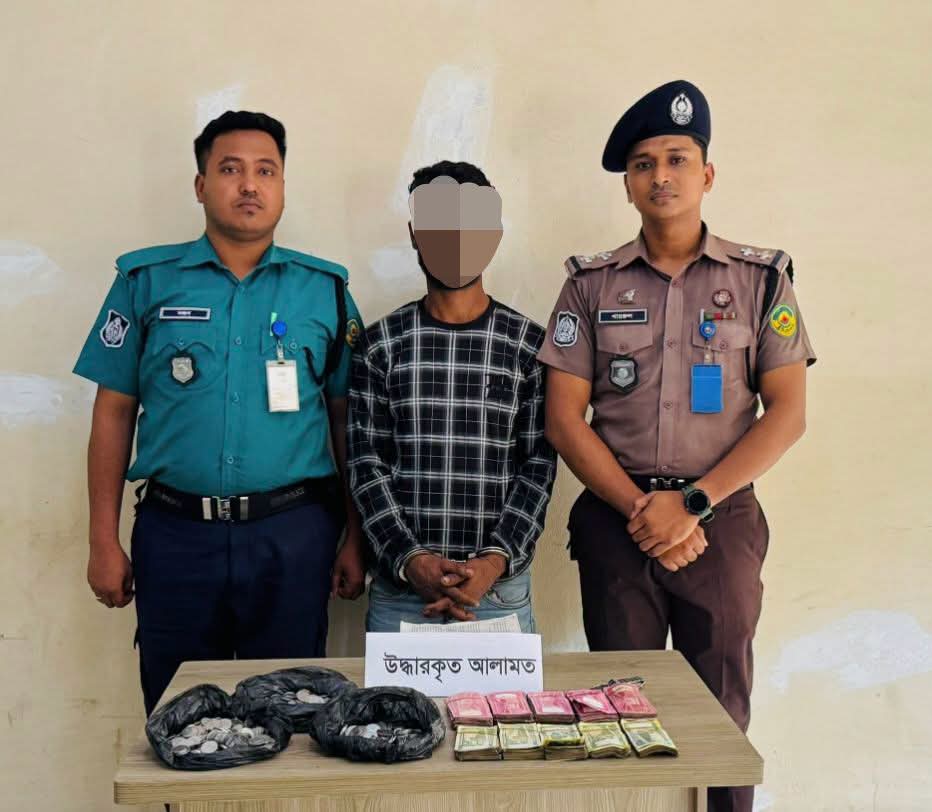 মন্দিরে চুরির ঘটনায় মূল হোতা গ্রেফতার, বিক্রির নগদ টাকা উদ্ধার
