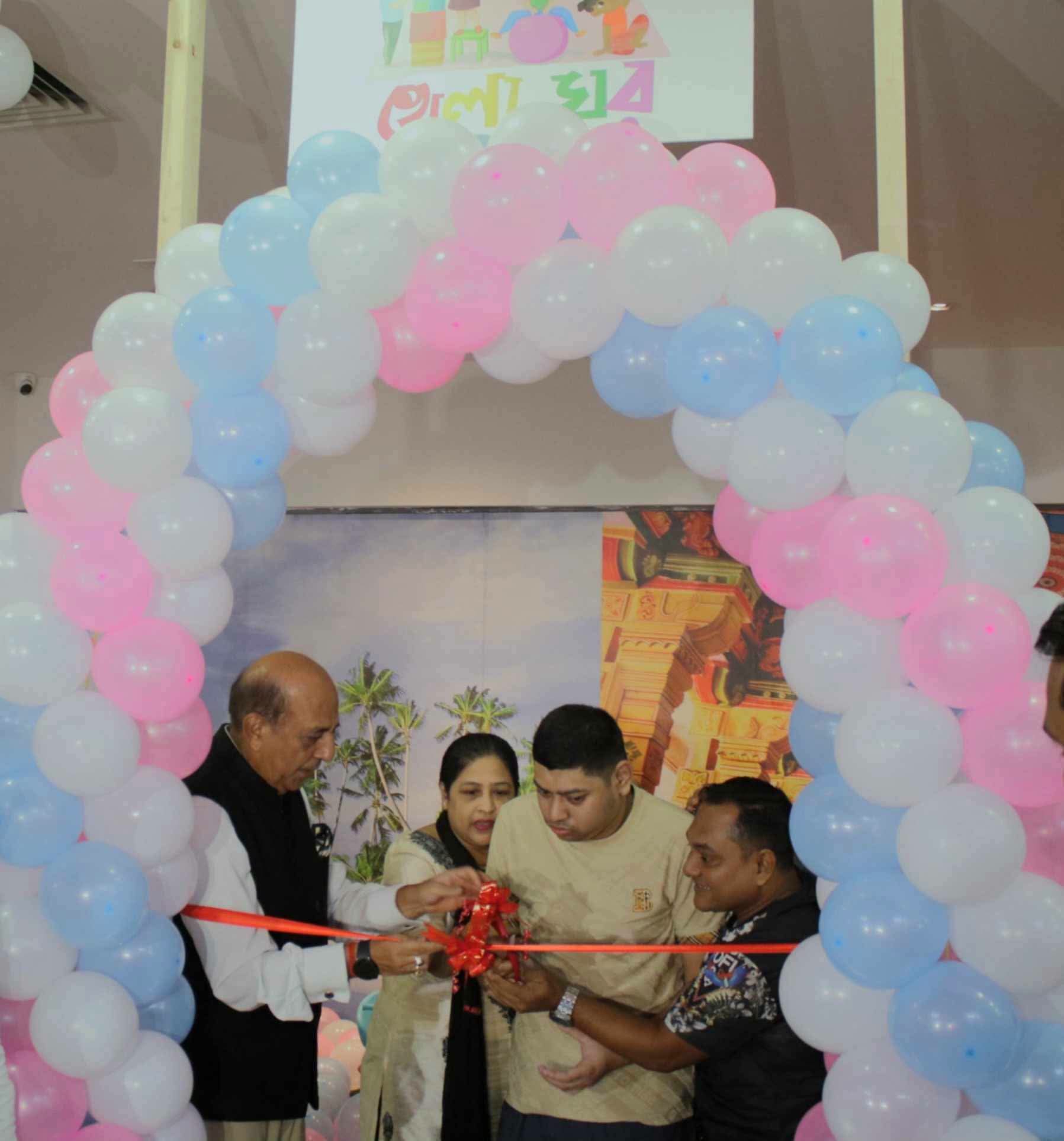 এক মায়ের চাওয়া পূরণ করলেন ভারতীয় হাইকমিশনার দীনেশ ত্রিবেদী