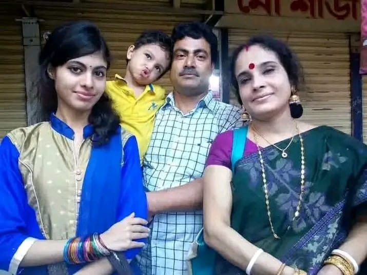 ডোমের বিস্ফোরক দাবি: আগামী ও তাঁর মায়ের শরীরে মিলেছে বীর্যের নমুনা