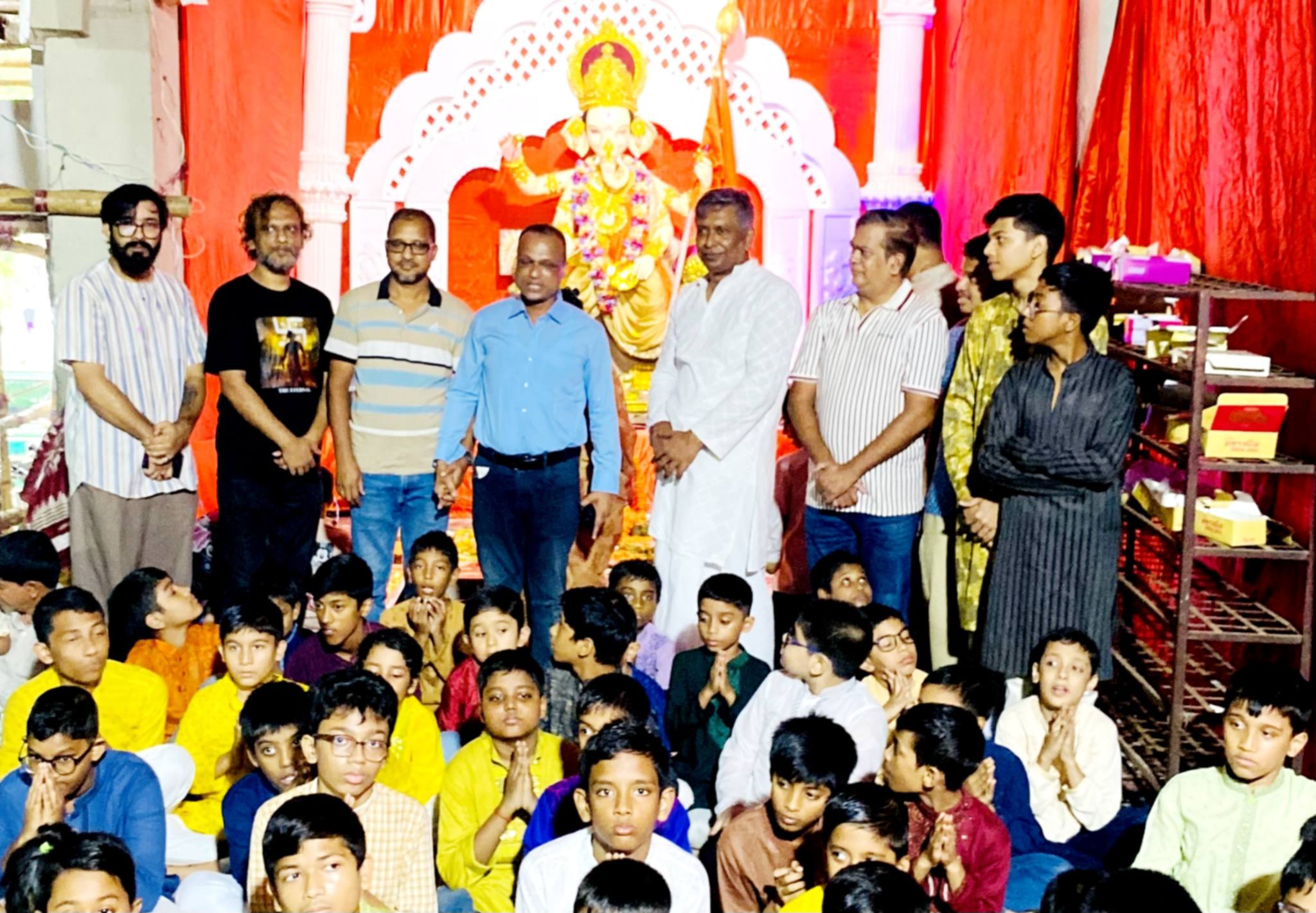 আন্দরকিল্লার রাজাপুর লেইনে গণেশ চতুর্থী উদযাপন